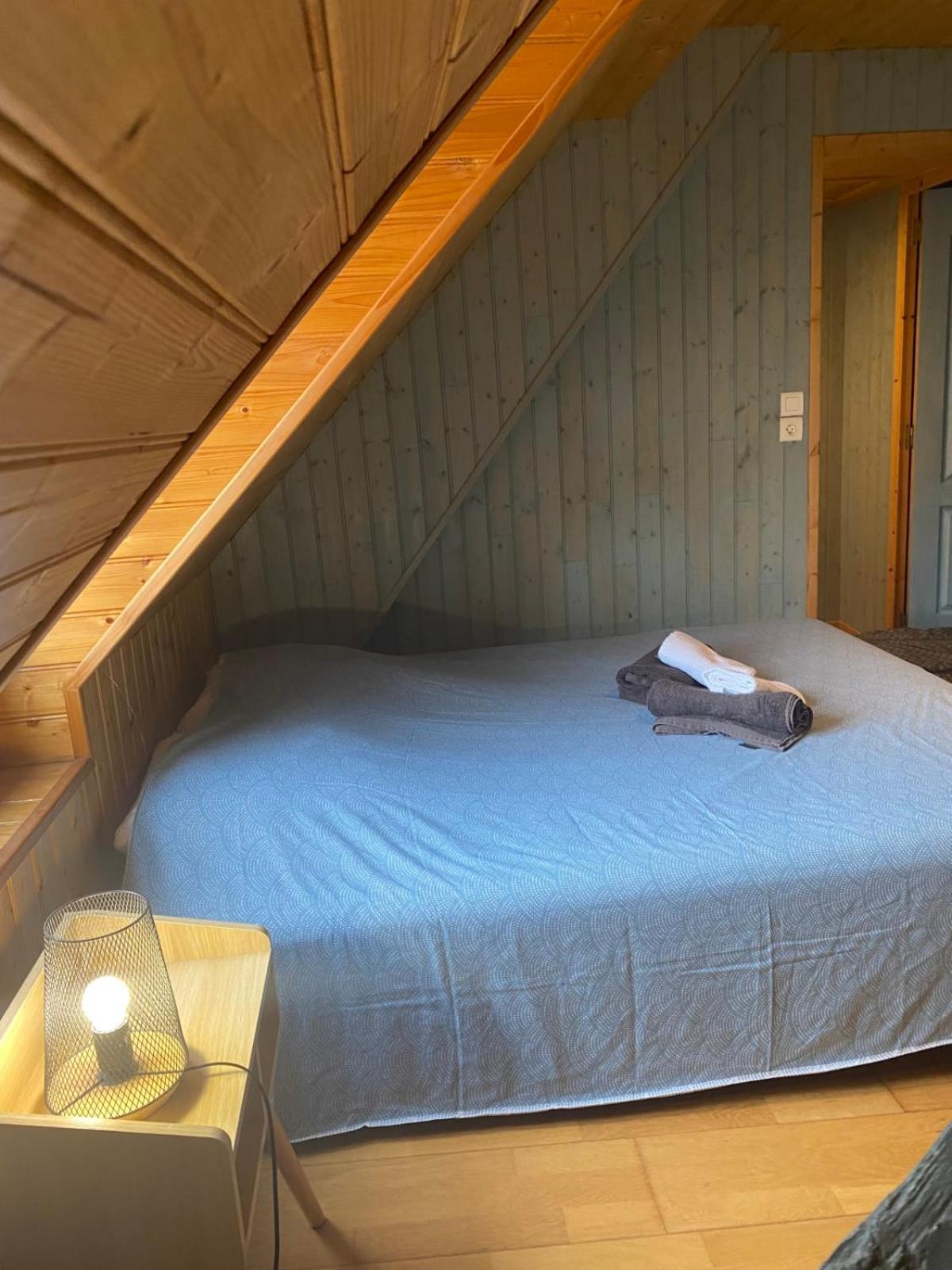 Am 57 - The Blue House Villa Ault Buitenkant foto